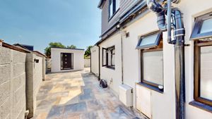 Photo 17- click for photo gallery